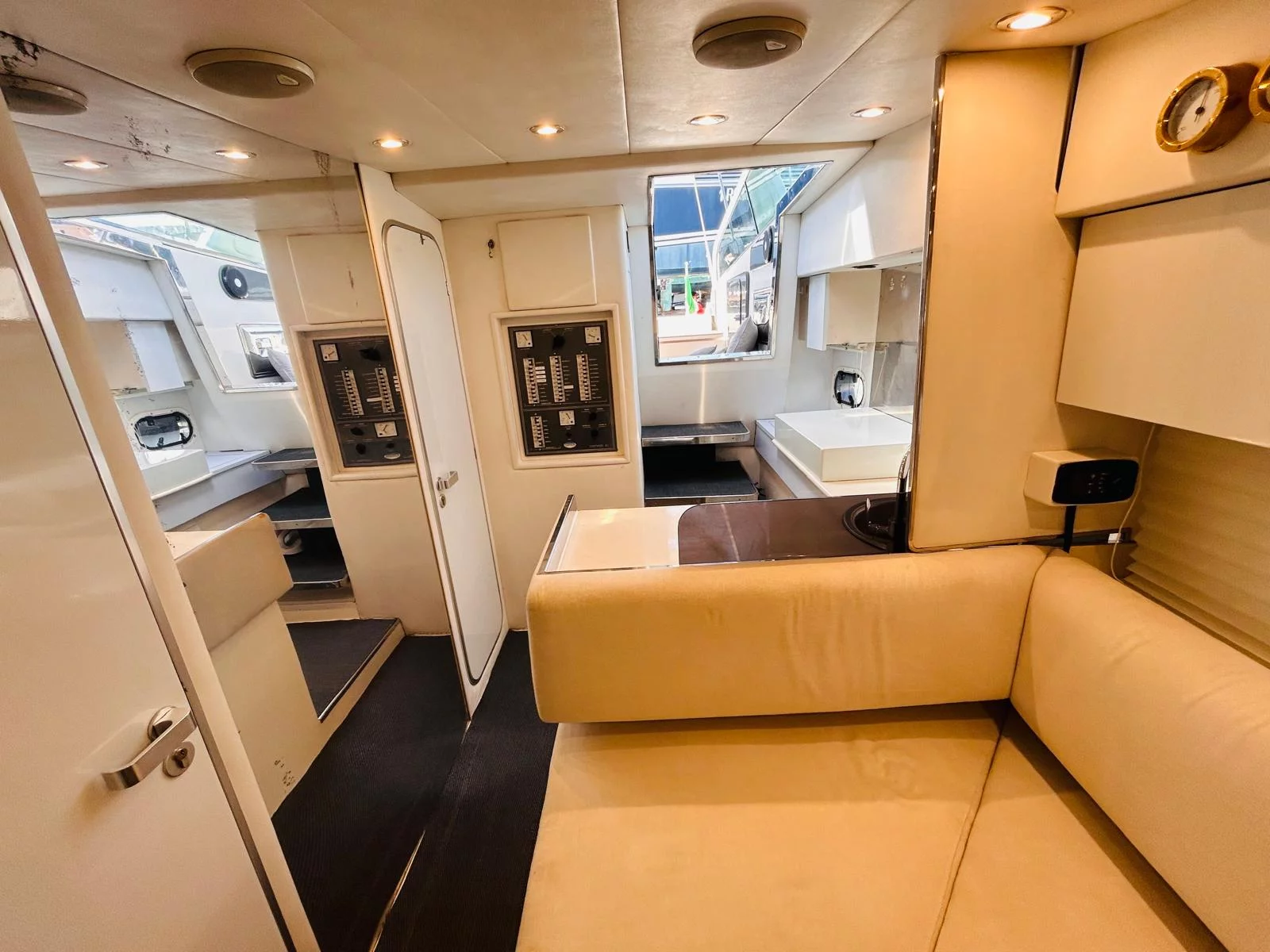Conam Synthesi 40 (Serena) Interior image - 3