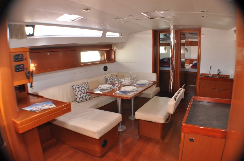 Photo #13 - Oceanis 48 (Cheeky Lady) en Primosten - 16675