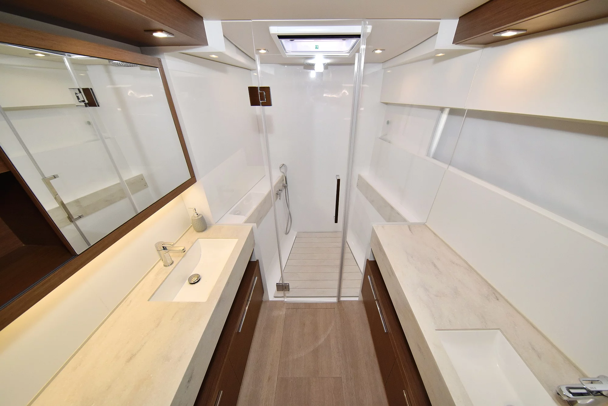 Lagoon 50- owner version (RAGNAR)  - 101