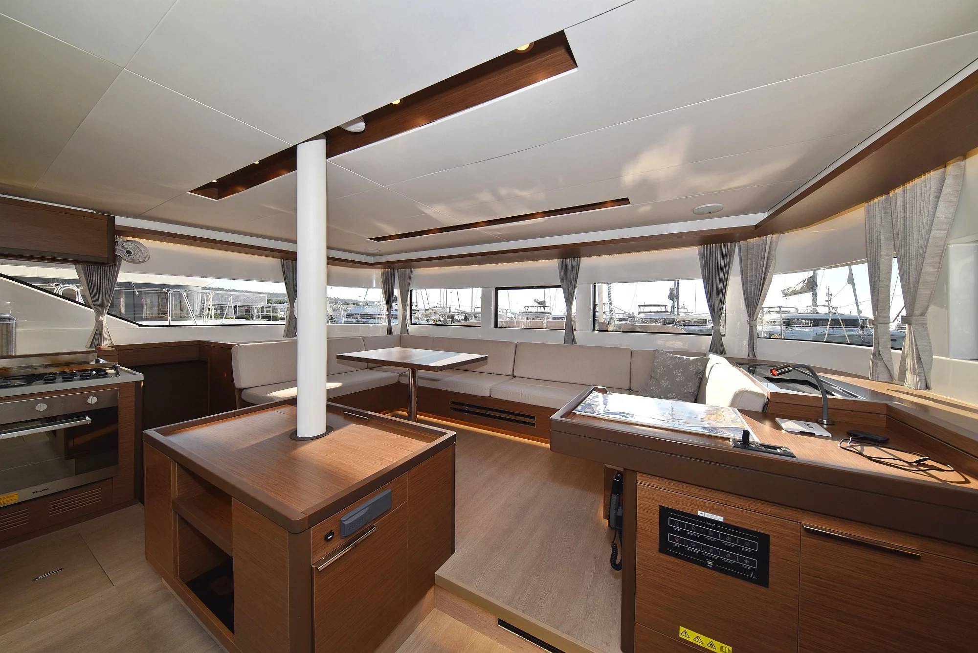 Lagoon 50- owner version (RAGNAR)  - 51
