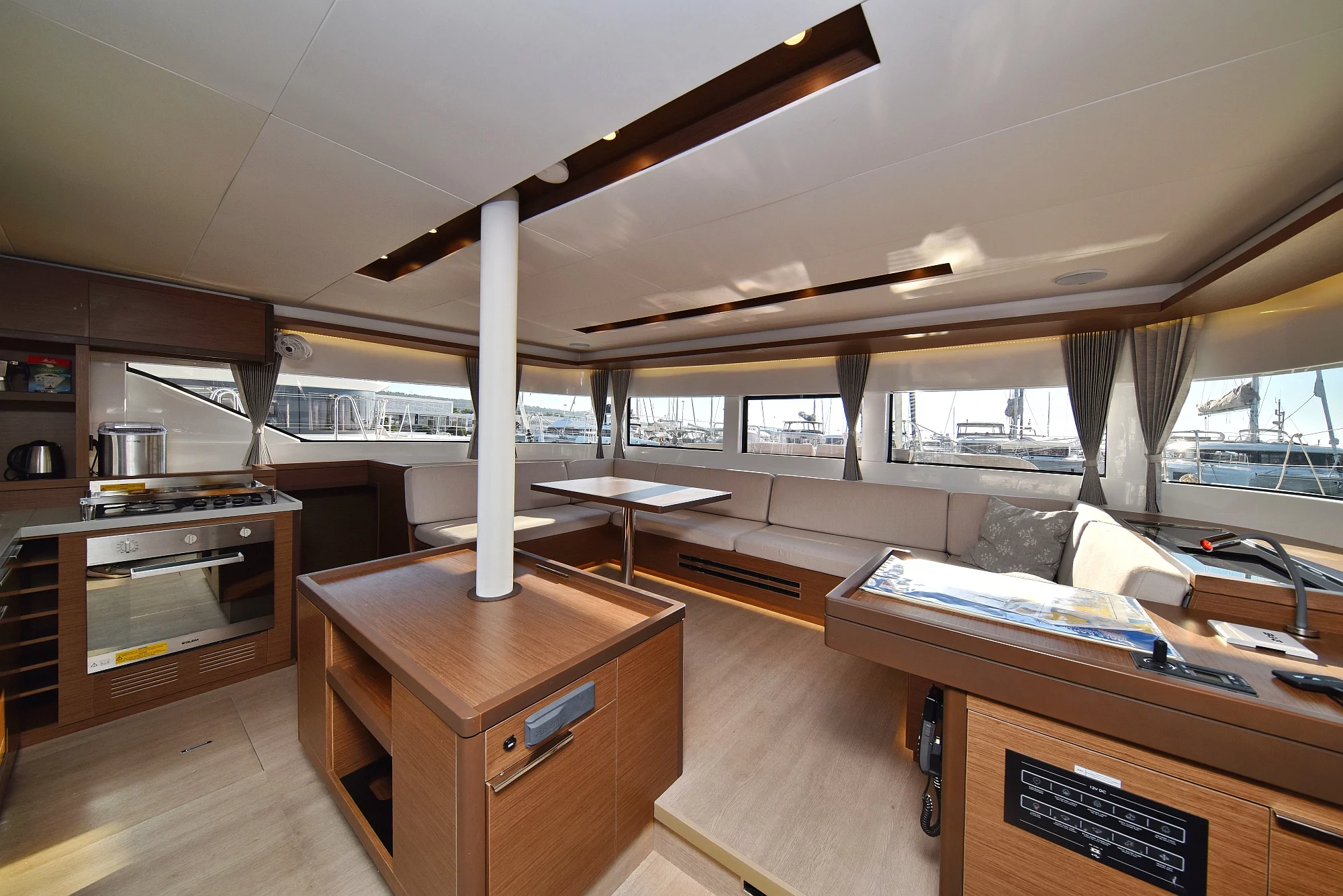 Lagoon 50- owner version (RAGNAR)  - 16