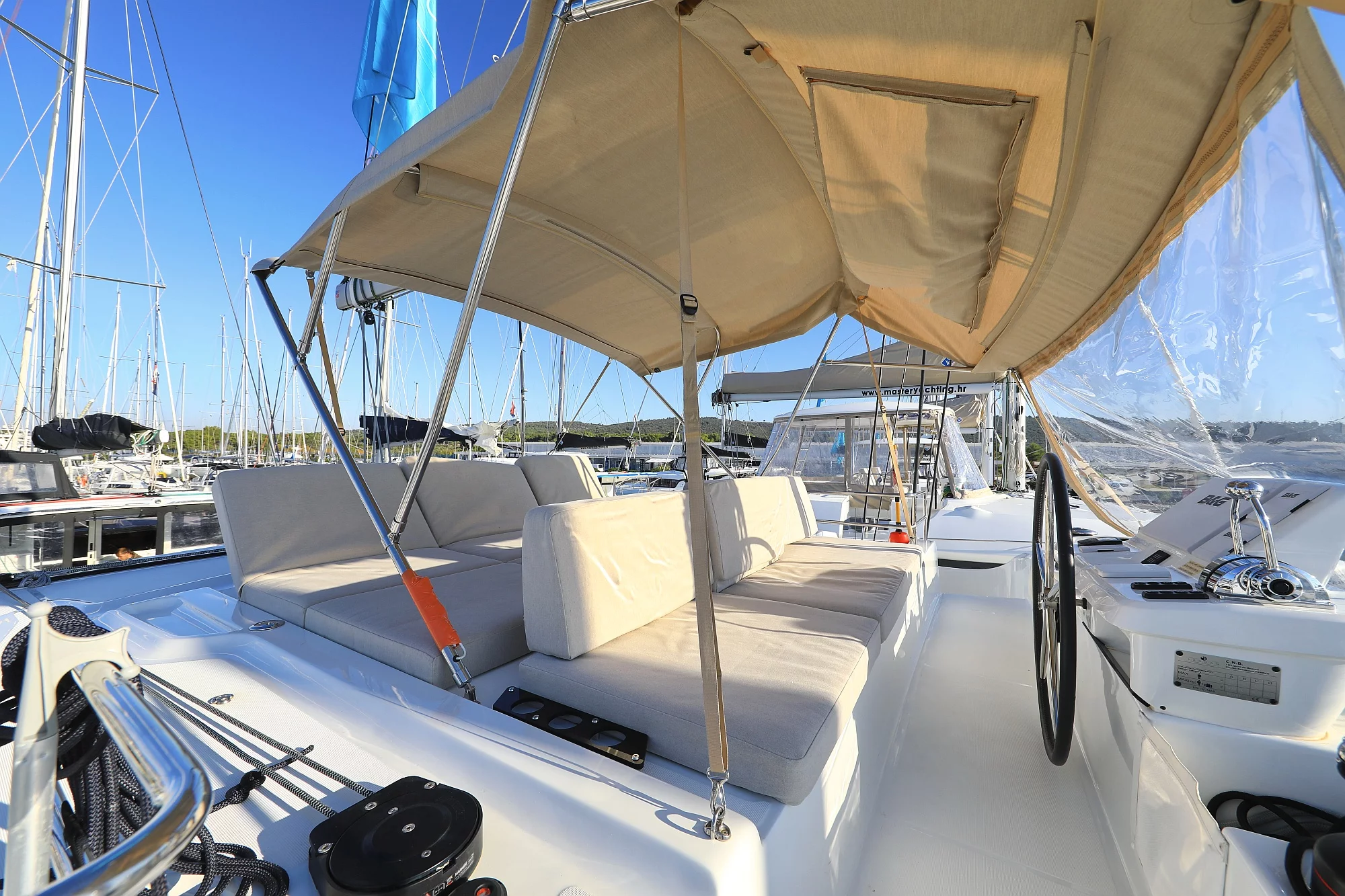 Lagoon 50- owner version (RAGNAR)  - 64