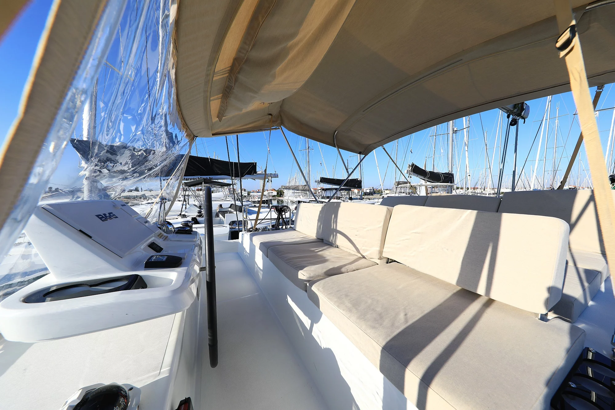 Lagoon 50- owner version (RAGNAR)  - 23