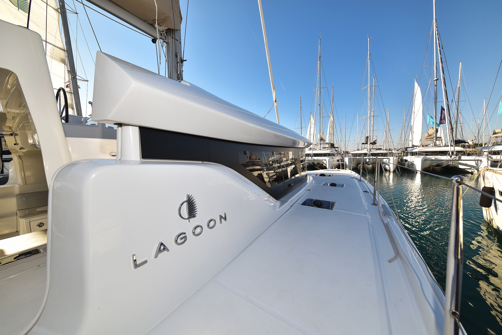Photo #71 - Lagoon 46 (MIDLIFE CRISIS) en Sukosan - 25734