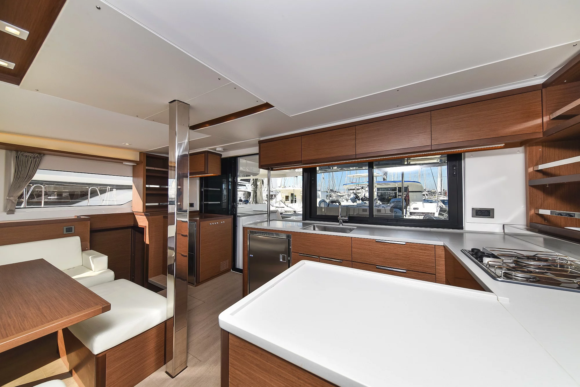Lagoon 46 (MAJESTIC)  - 3