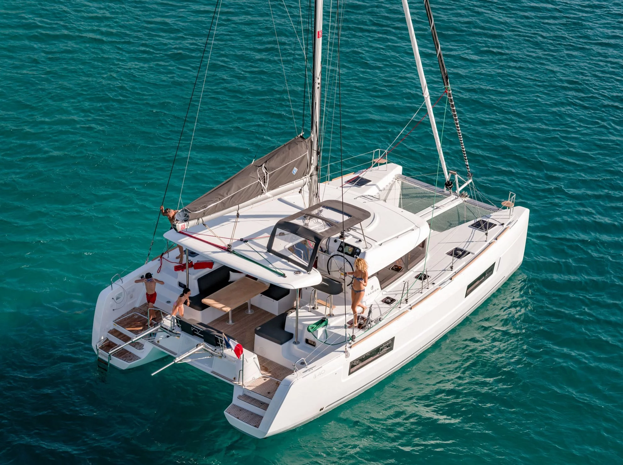 Lagoon 40 (Fratelli)  - 12