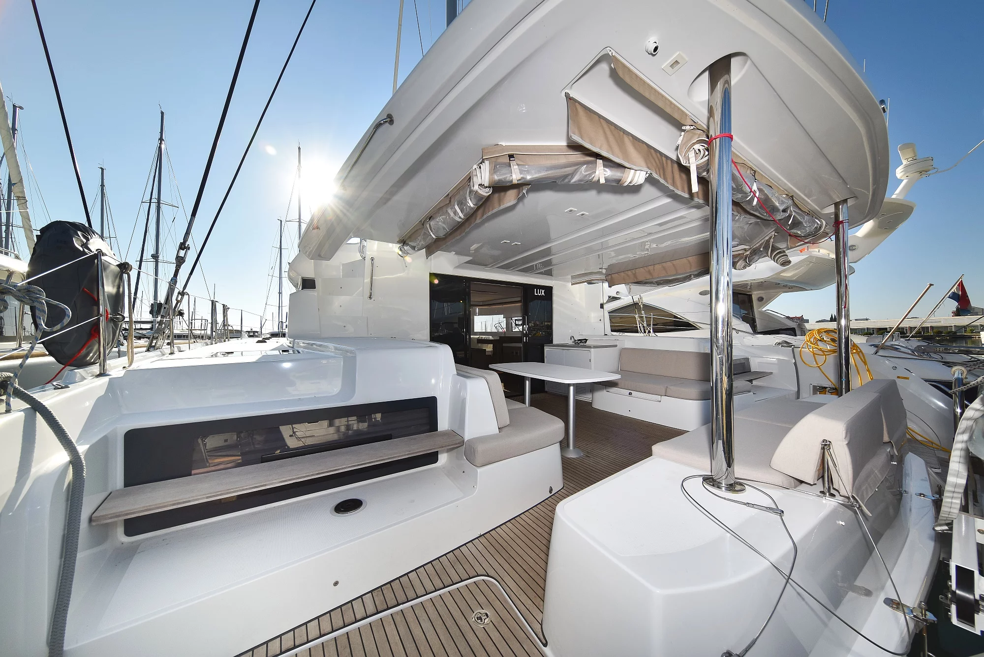 Lagoon 50 (LUX)  - 18