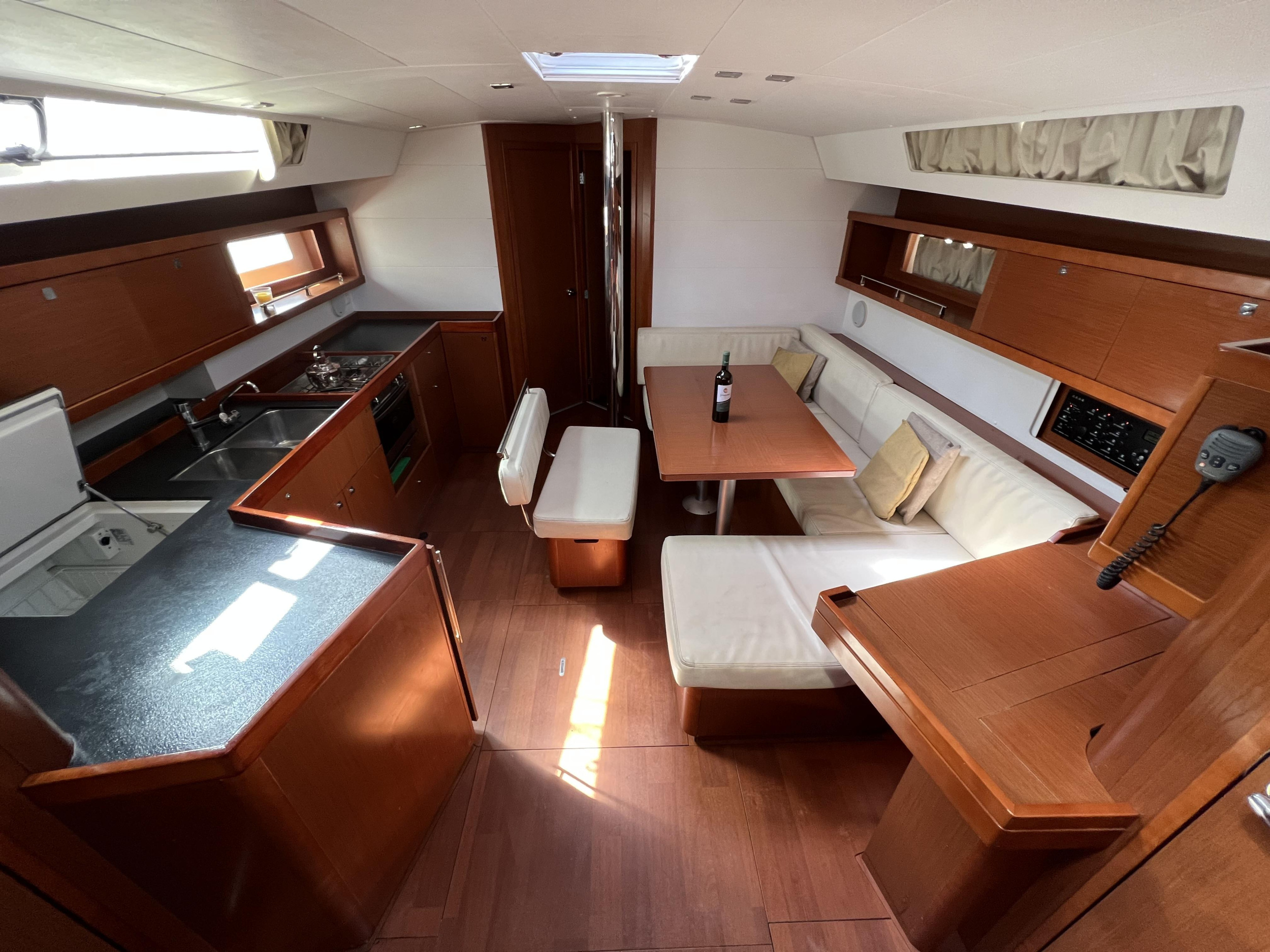 Photo #2 - Oceanis 45 (Aurora) en Rodas - 16487