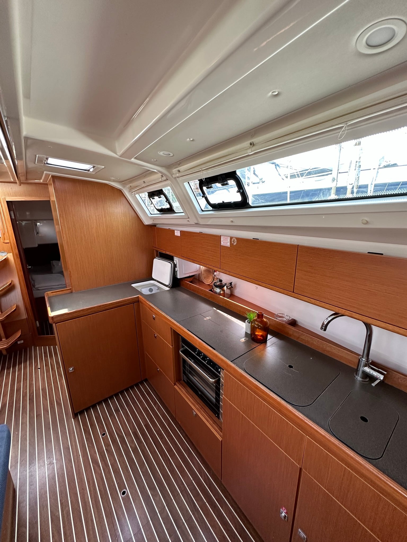 Bavaria Cruiser 46 — photo 7