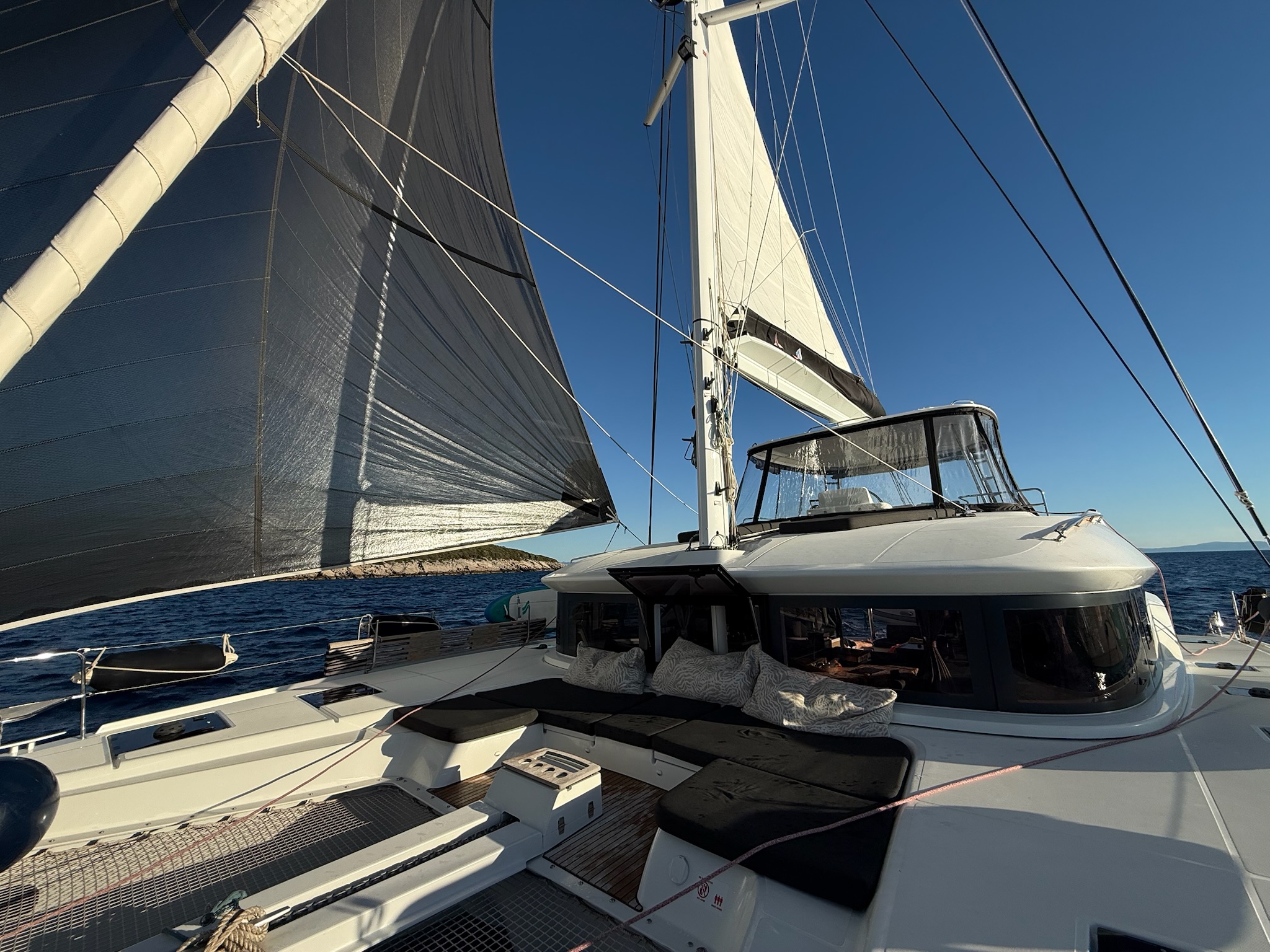 Lagoon 51 — photo 21