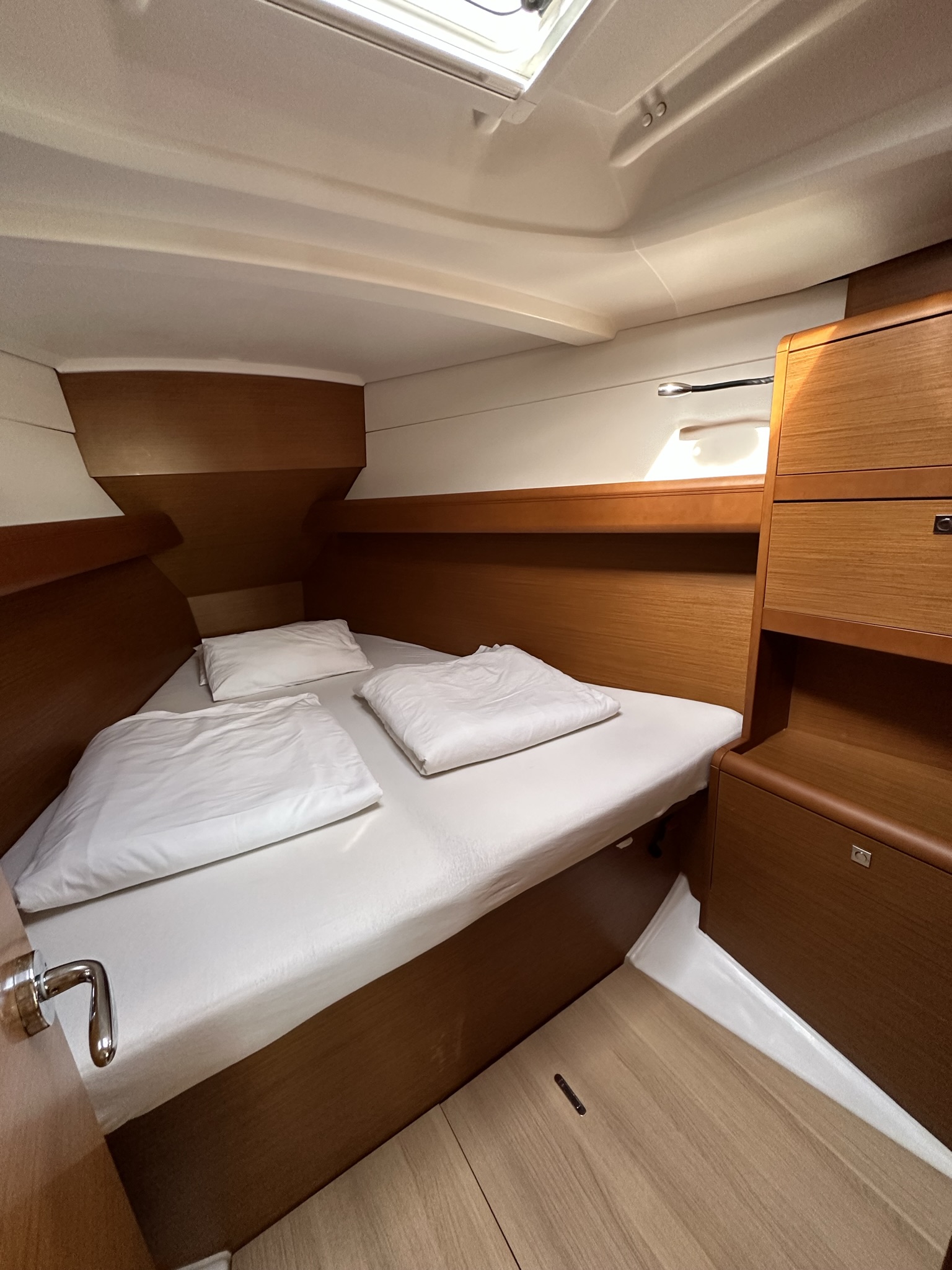 Sun Odyssey 389 — photo 4
