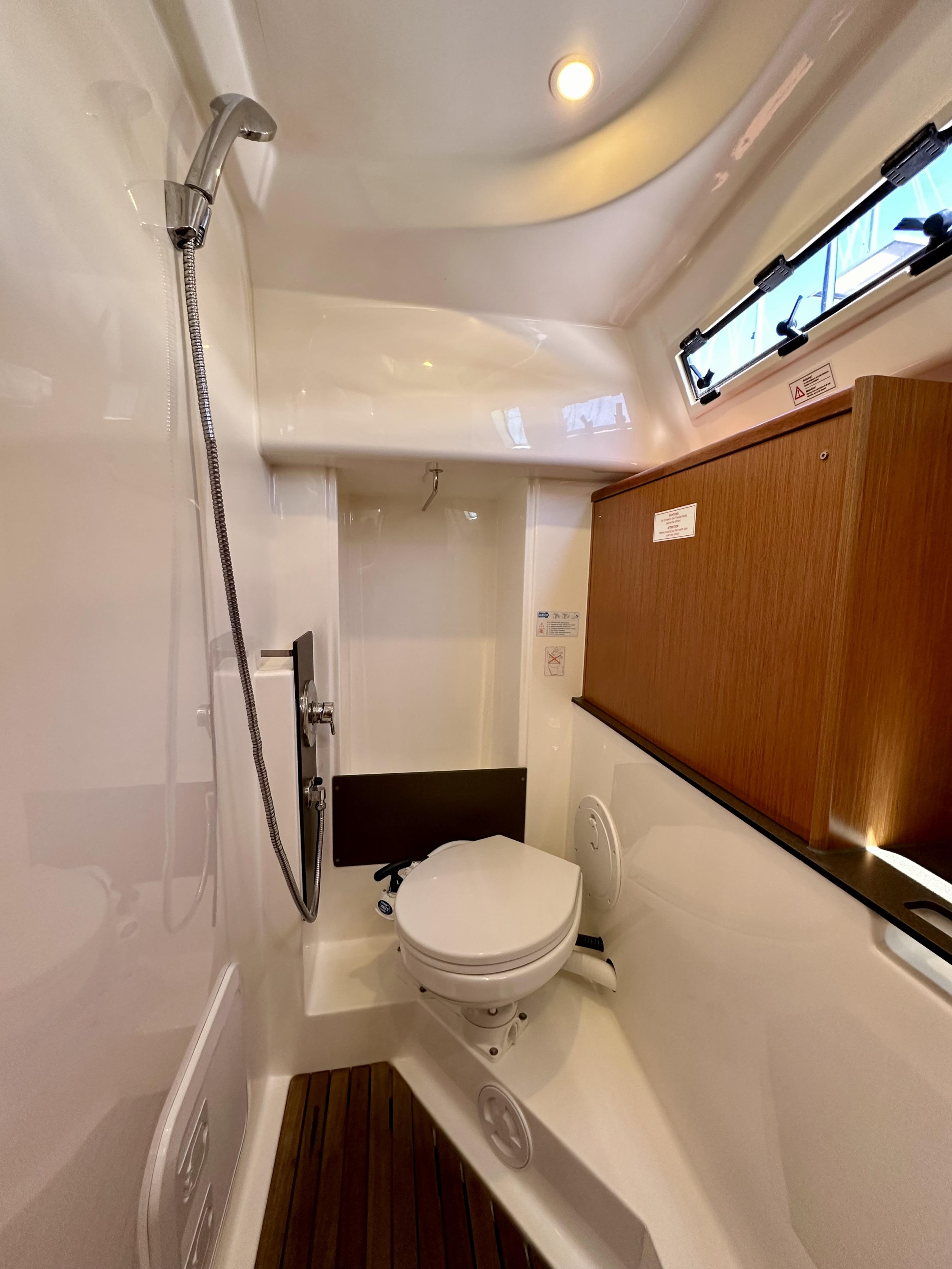Bavaria Cruiser 34 — photo 7
