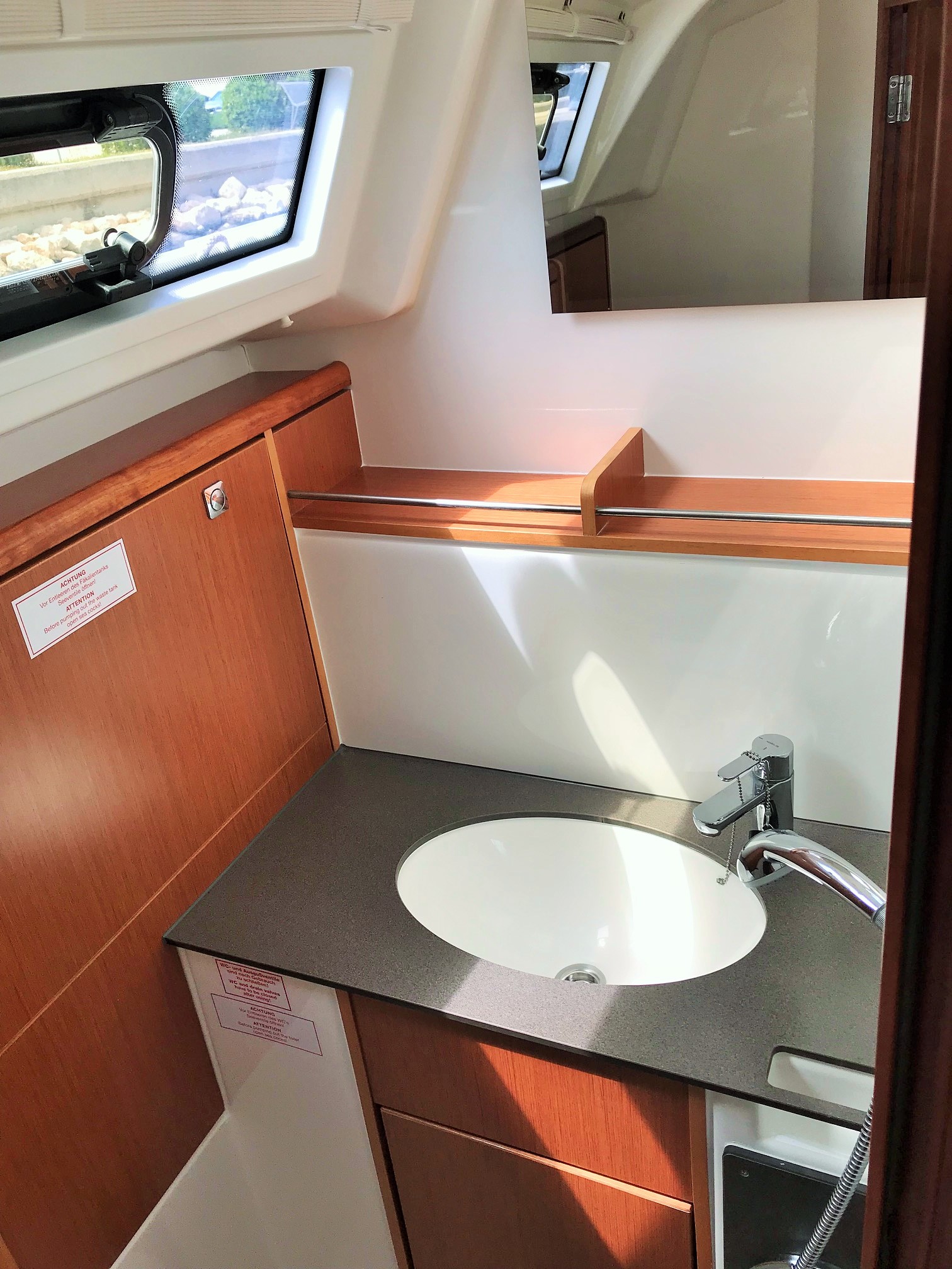 Bavaria Cruiser 34 — photo 9