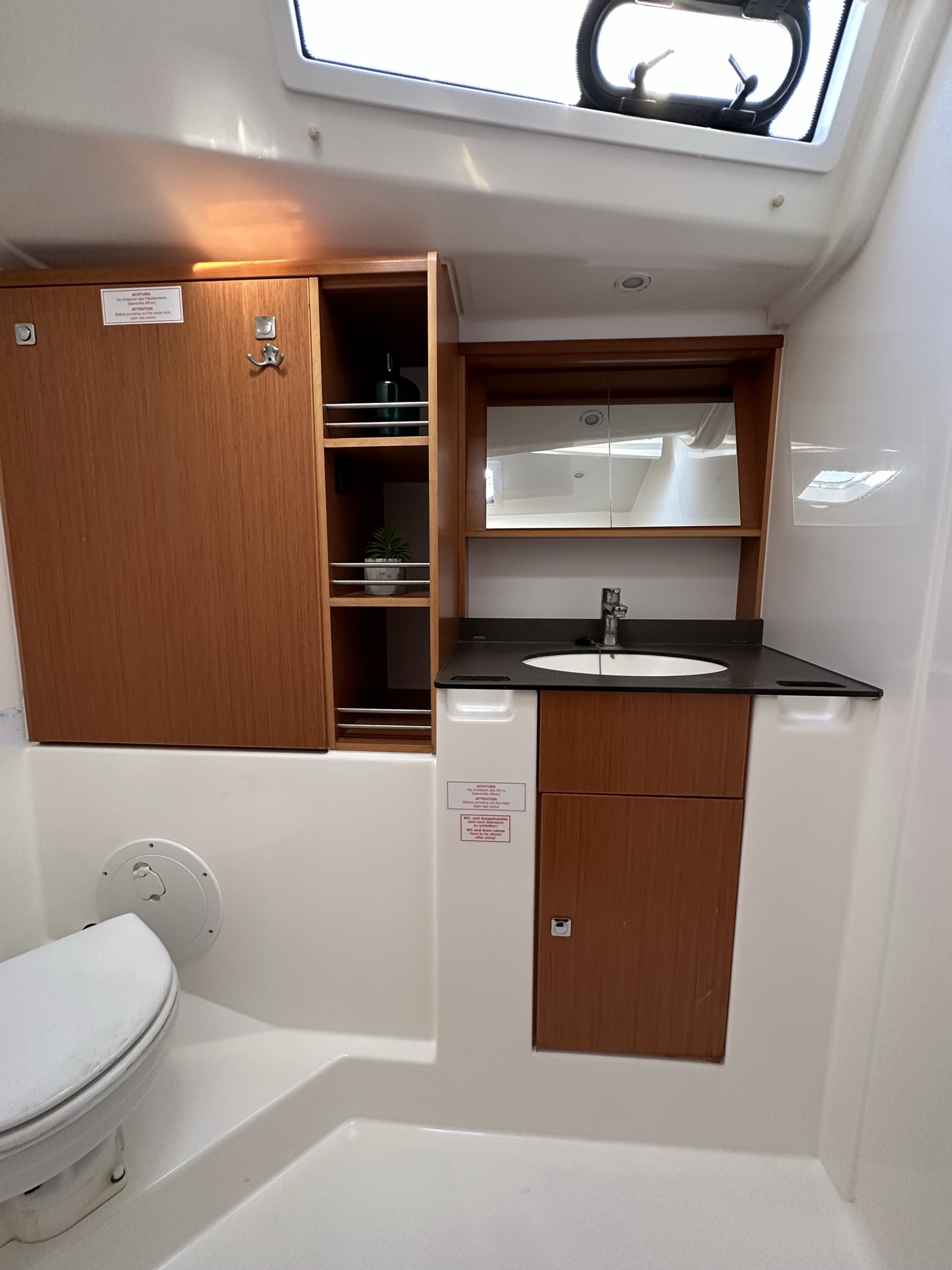 Bavaria Cruiser 51 — photo 11