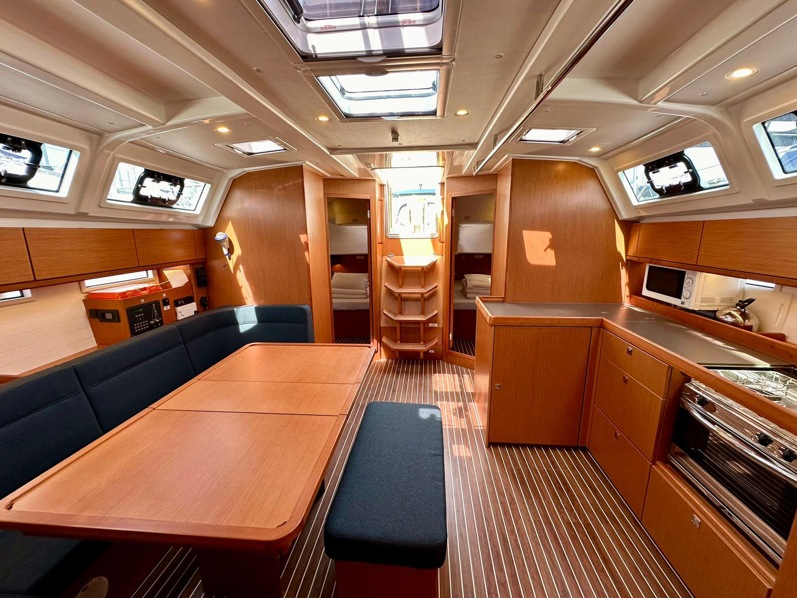 Bavaria Cruiser 46 — photo 8