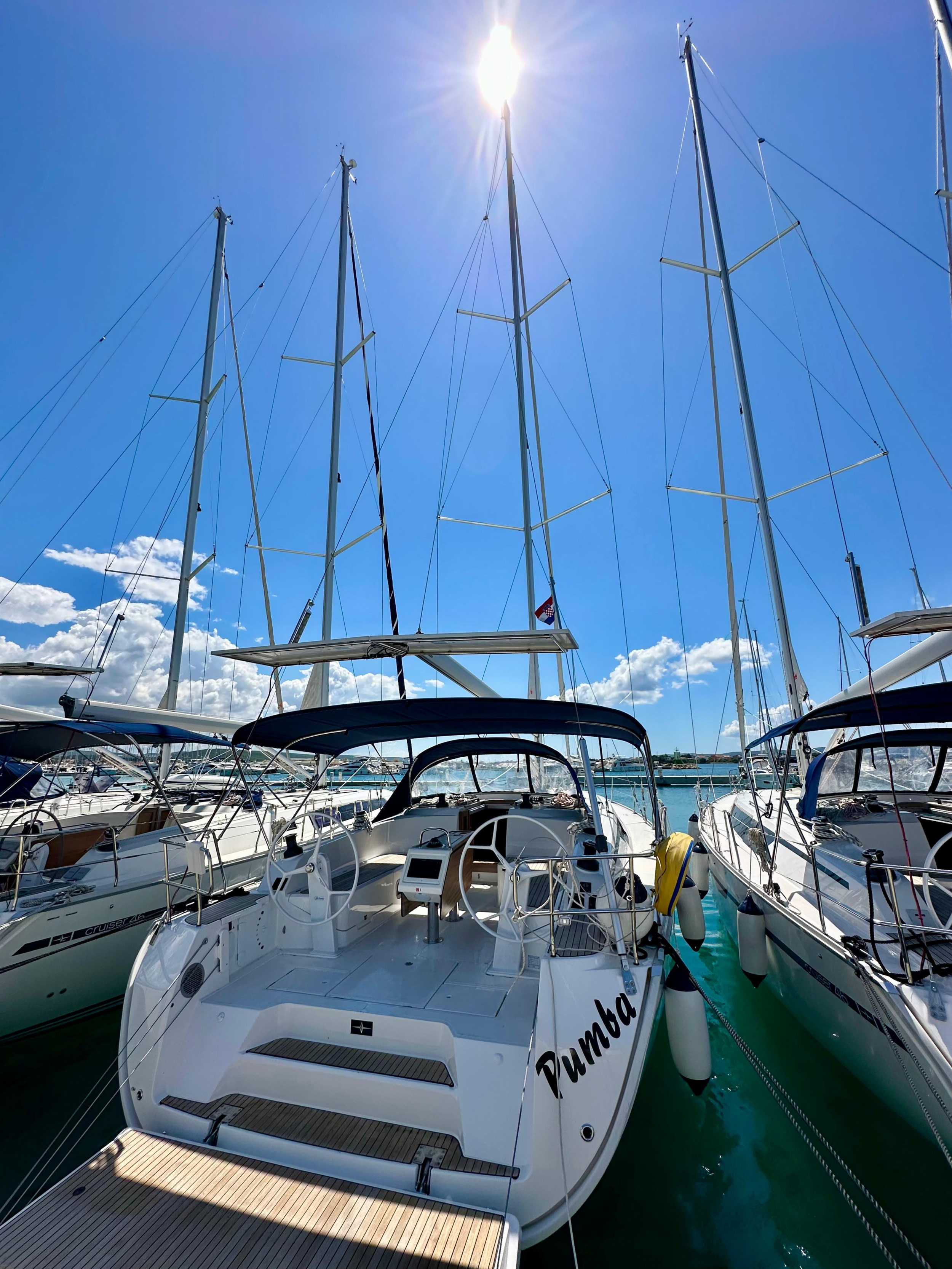 Bavaria Cruiser 46 — photo 17