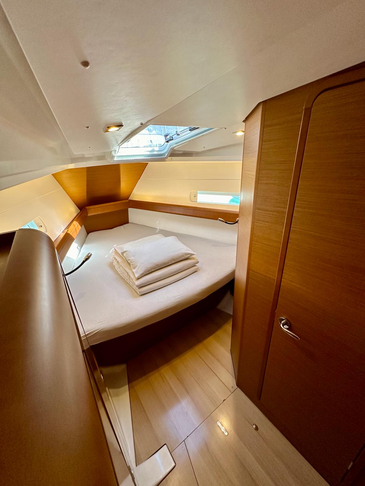 Sun Odyssey 419 — photo 10