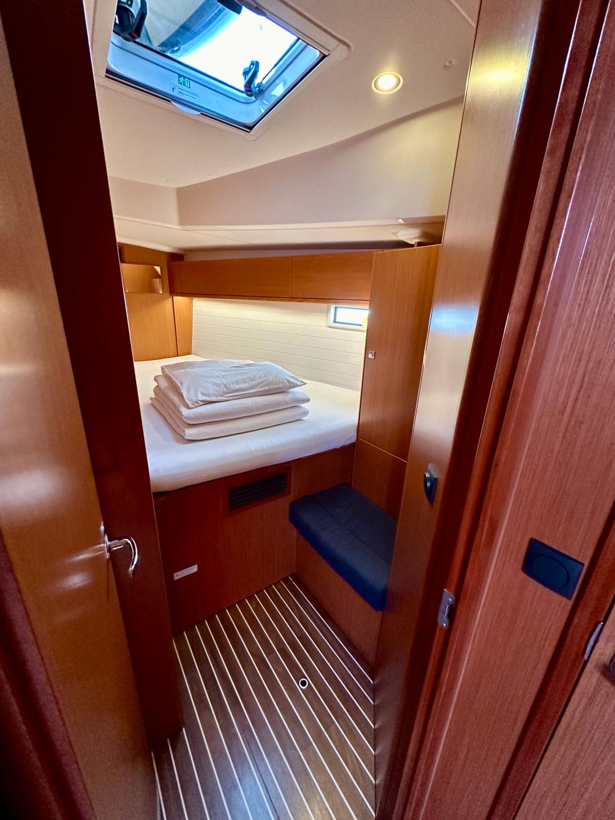 Bavaria Cruiser 46 — photo 11