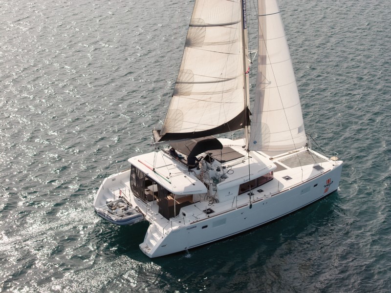 Lagoon 450 — photo 2