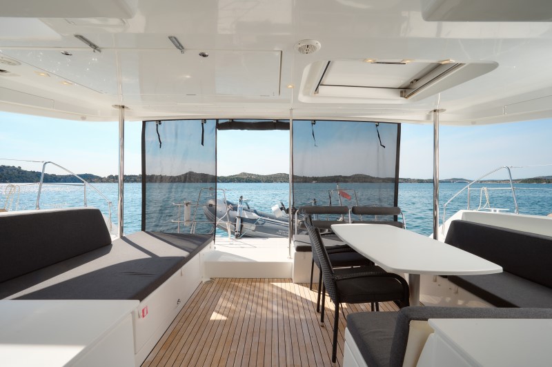 Lagoon 450 — photo 37