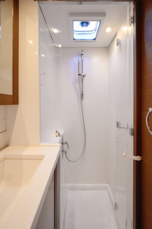 Lagoon 450 — photo 48