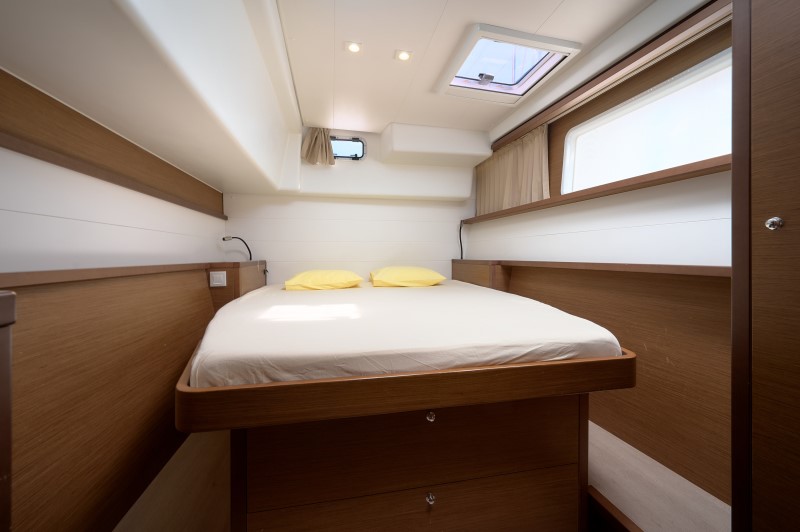 Lagoon 450 — photo 39