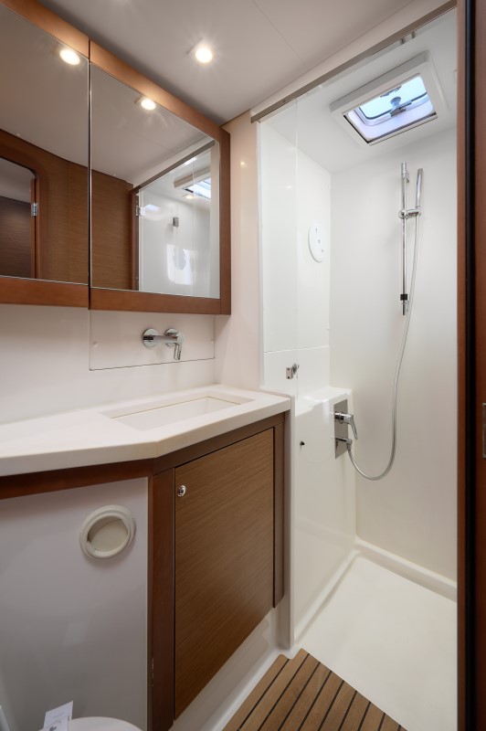 Lagoon 450 — photo 19
