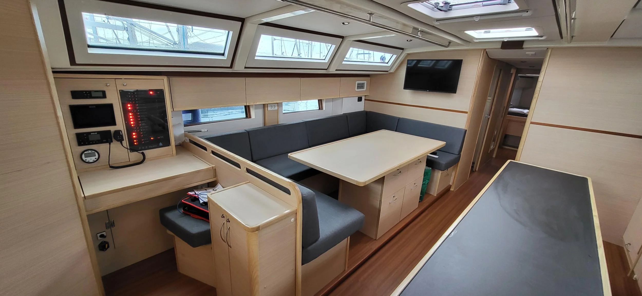 D&D Kufner54.Univerzum (AC+Gen+Solar) (Marietta II)  - 25