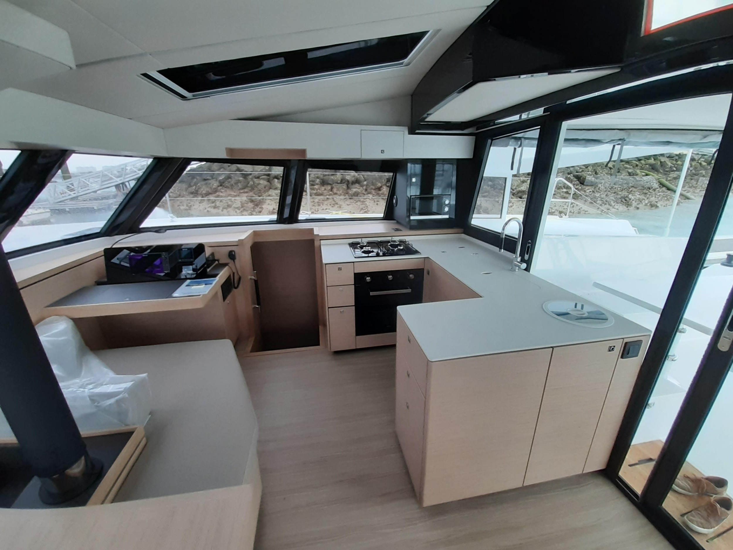 Photo #8 - Nautitech 46 Open (Ocean 11) in Saint-Tropez - 19478