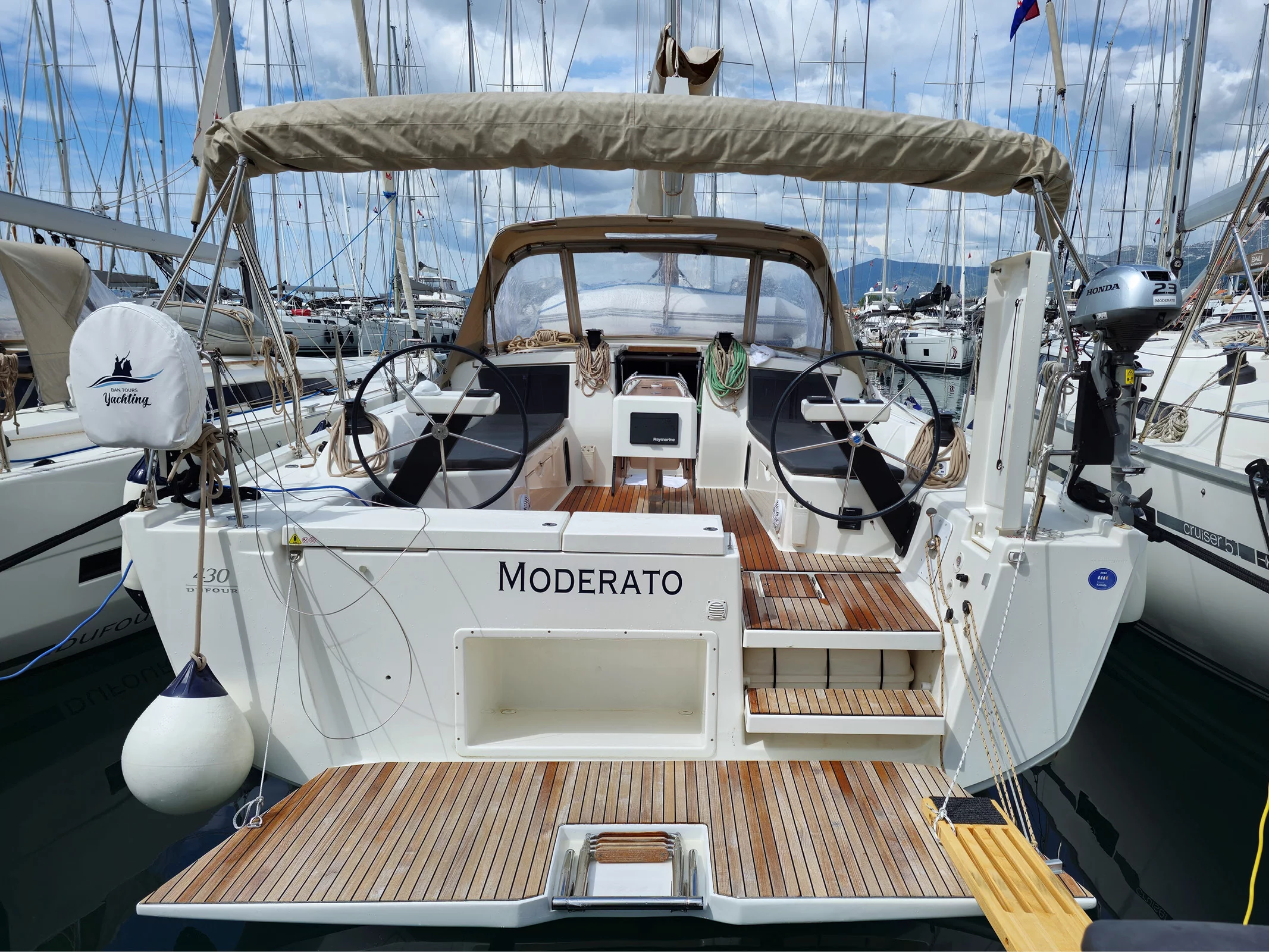 Dufour 430 Grand Large (Moderato) Main image - 0