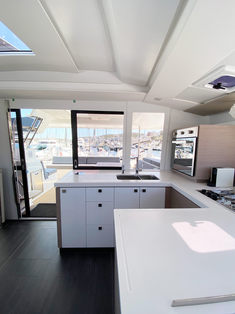 Photo #2 - Astréa 42 (ION) in Porto Heli - 17123