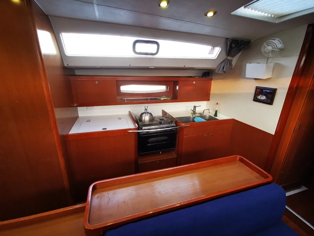 Beneteau Oceanis 50 Family (Seladon II)  - 6