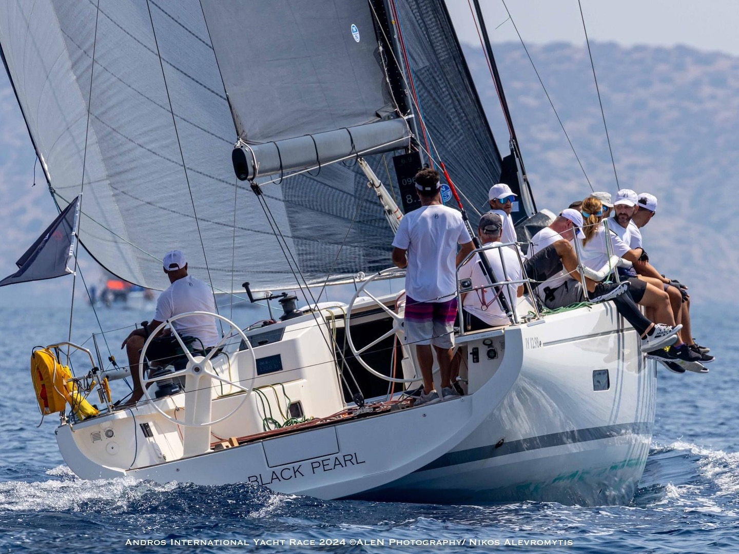 Photo #3 - Italia Yachts 12.98 (Black Pearl) in Piraeus - 61810