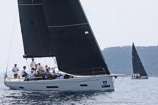 Photo #2 - Italia Yachts 12.98 (Black Pearl) in Piraeus - 61810
