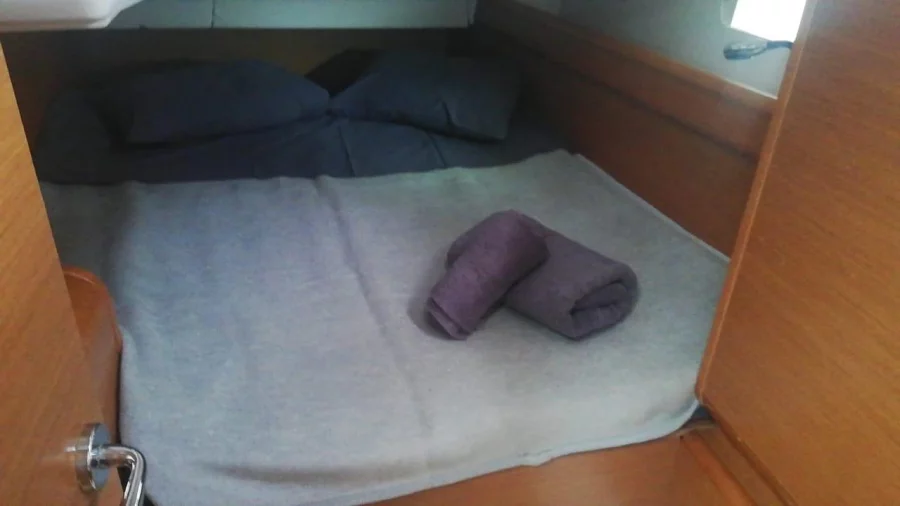 Sun Odyssey 439 (Captain Ginos)  - 12