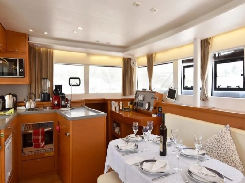 Lagoon 450 Flybridge (Omiros II) Interior image - 18