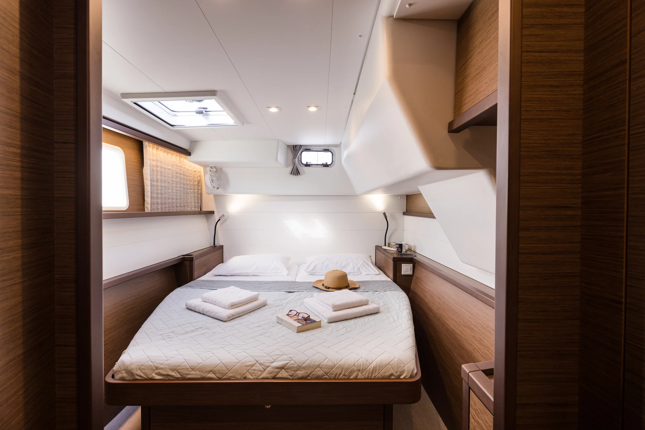 Lagoon 450 Flybridge (Myrto |, Gen, Watermaker, 12 pax)  - 22