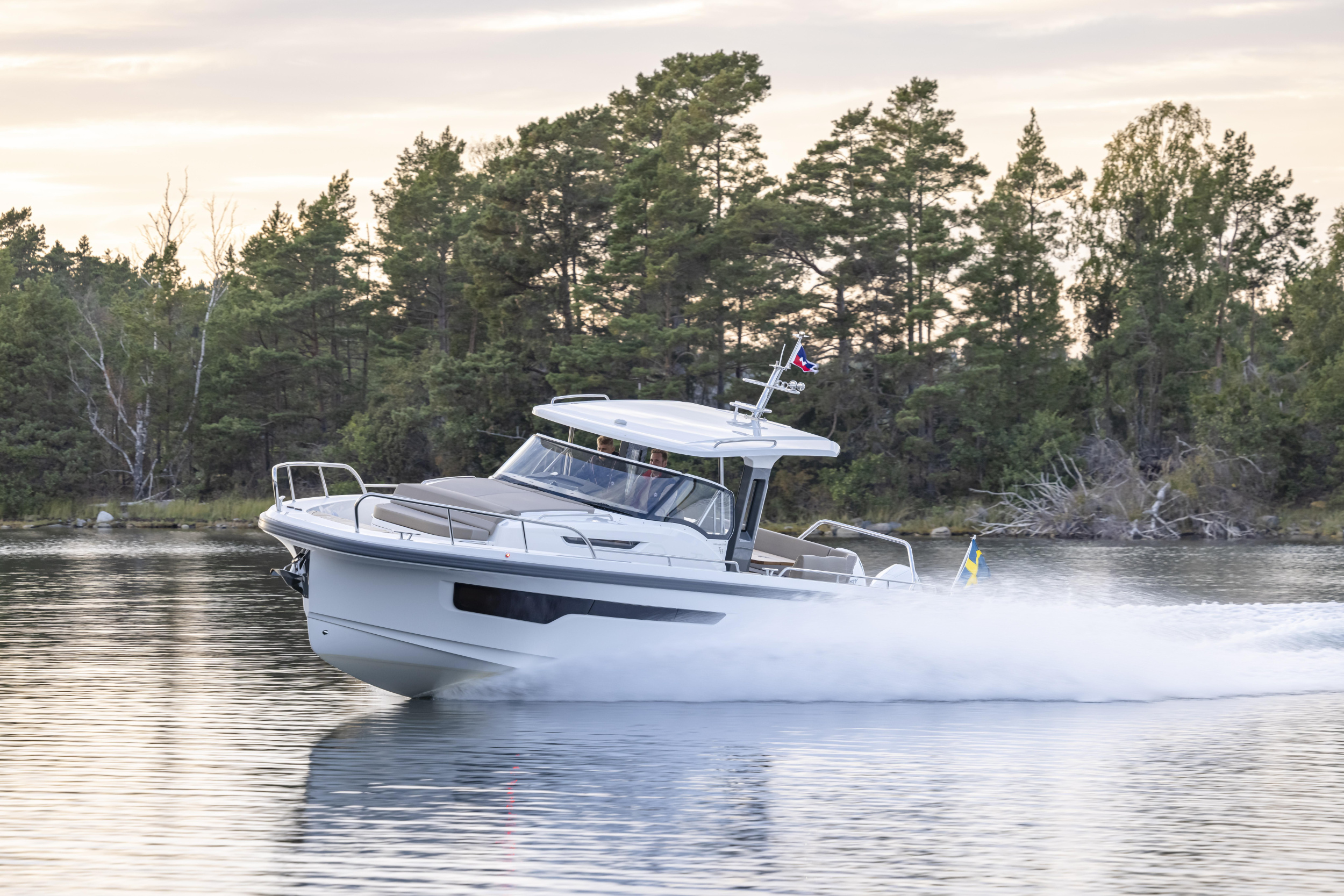Nimbus Tender T11 — photo 127