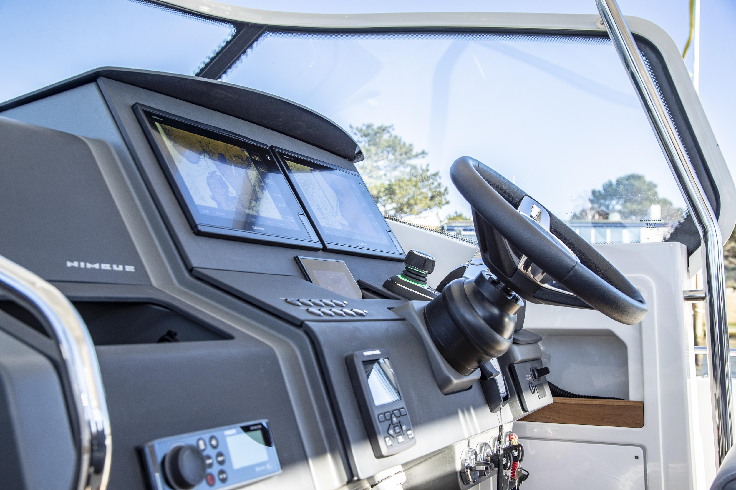 Nimbus Tender T11 — photo 135