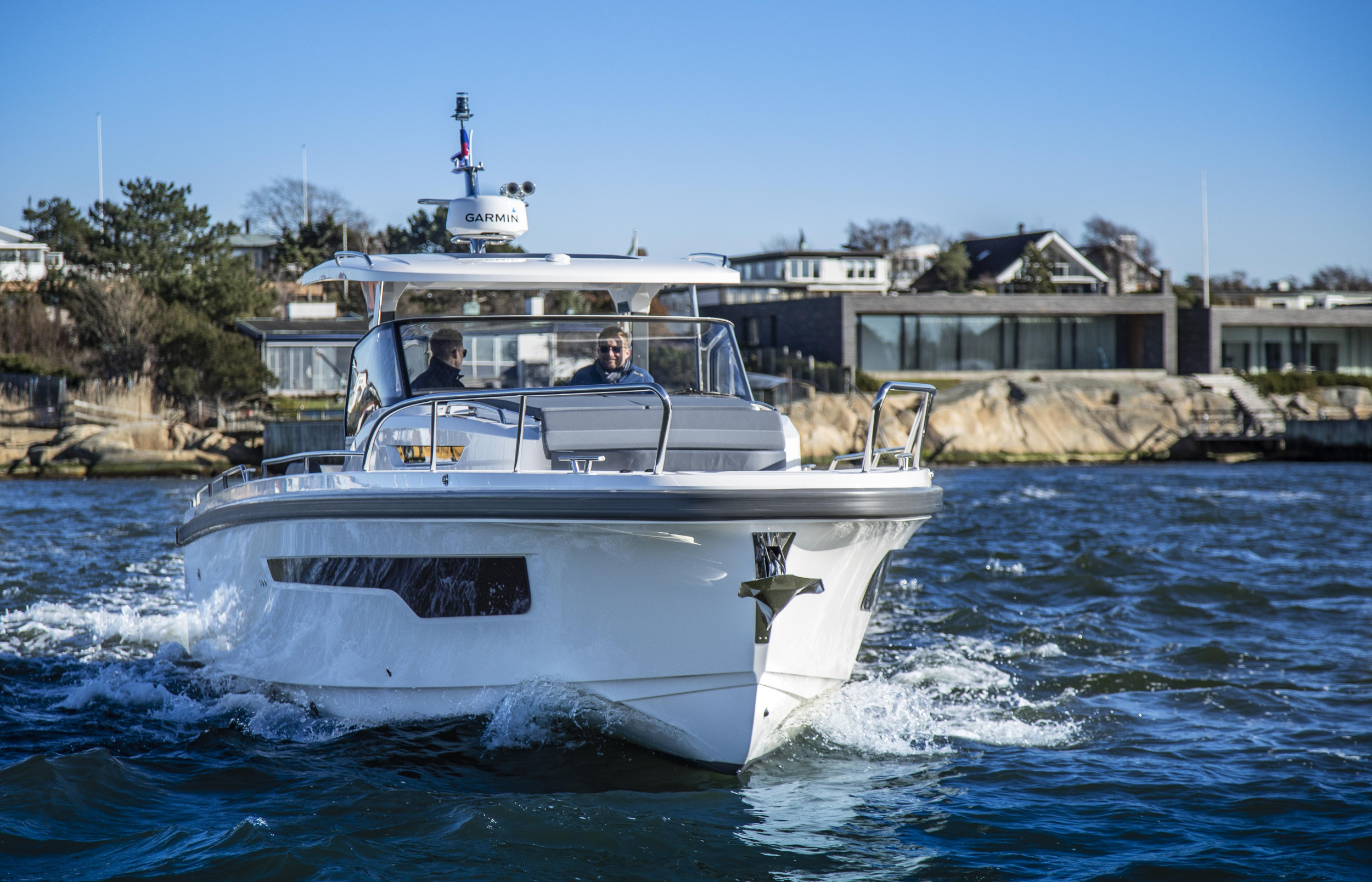 Nimbus Tender T11 — photo 77