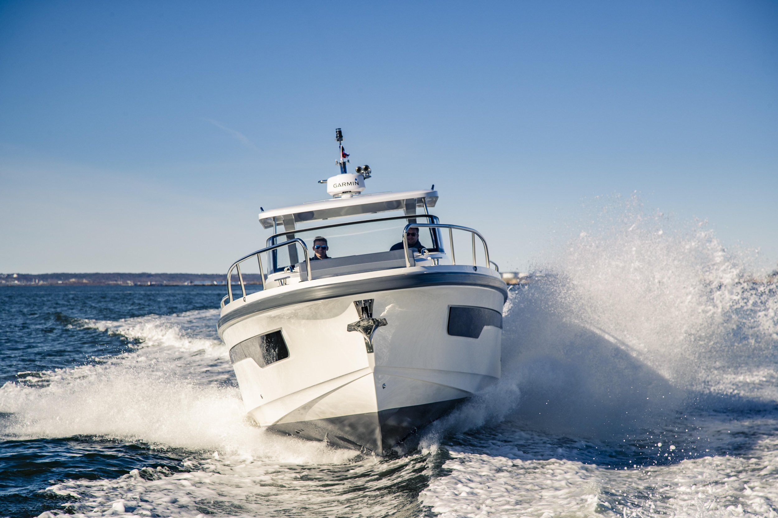 Nimbus Tender T11 — photo 63