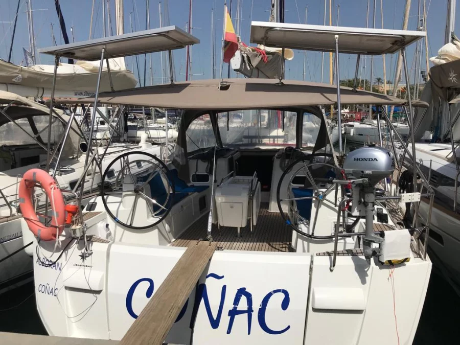 Sun Odyssey 519 (Alboran Cognac (Majorca)) Main image - 0