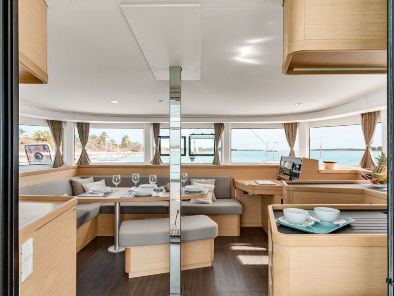 Photo #7 - Lagoon 42 (STAR VI) in Le Marin - 25135