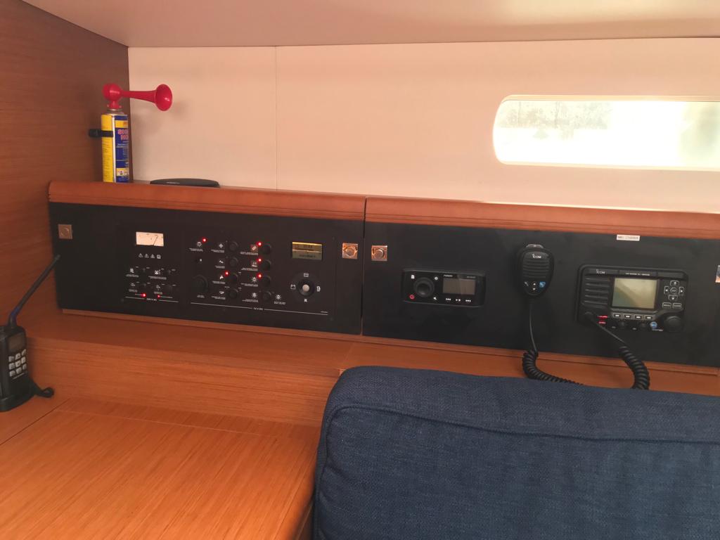 Photo #2 - Sun Odyssey 519 (Alboran Prosecco (Majorca)) in Palma - 10519