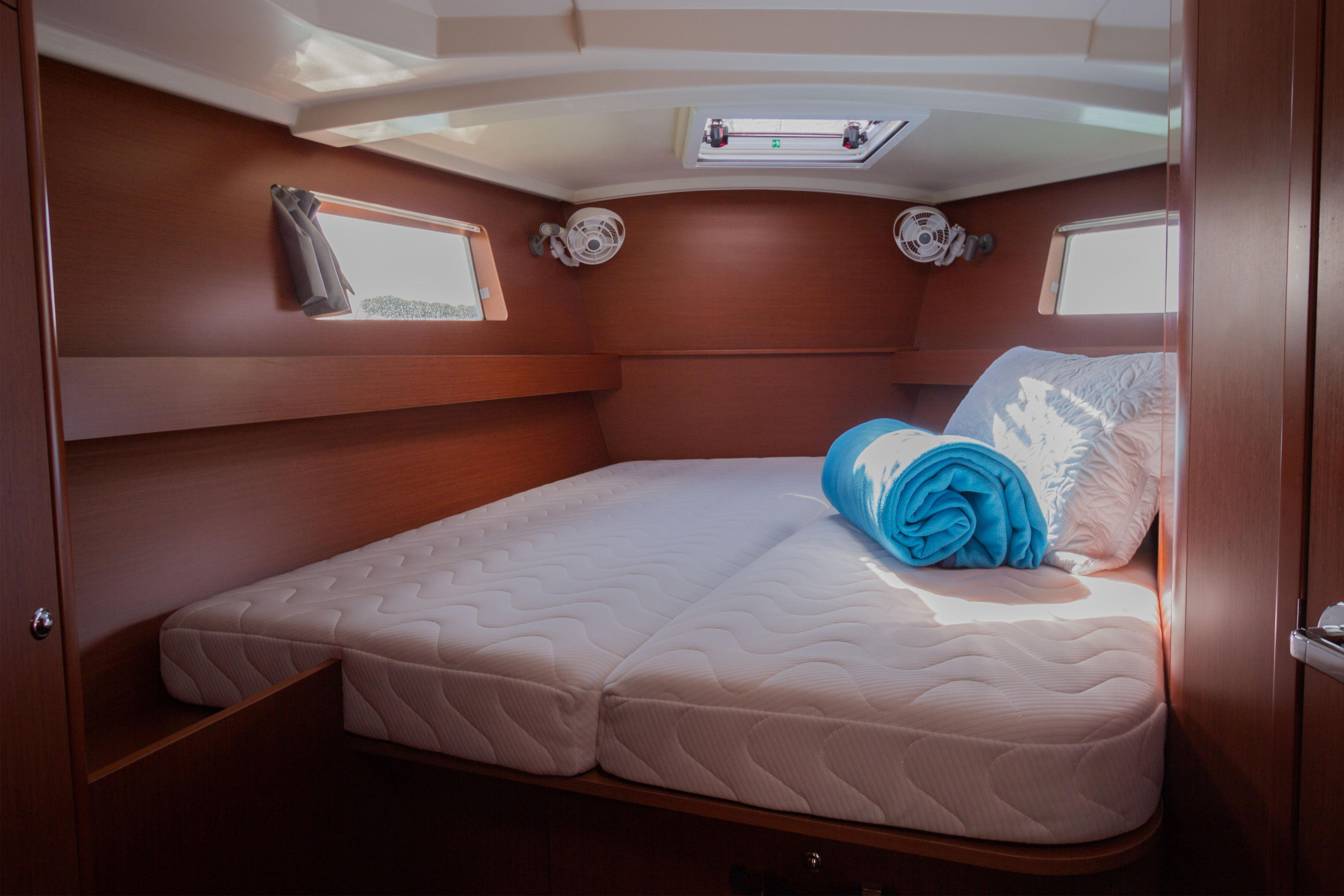 Photo #5 - Oceanis 41.1 (Poison) en La Spezia - 6225