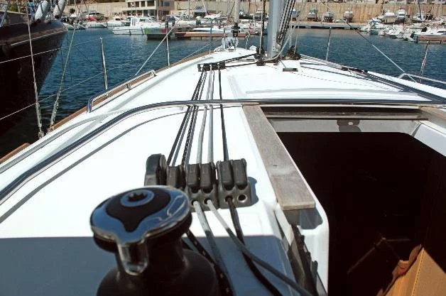 Oceanis 38.1 (FREEDOM Estartit)  - 6
