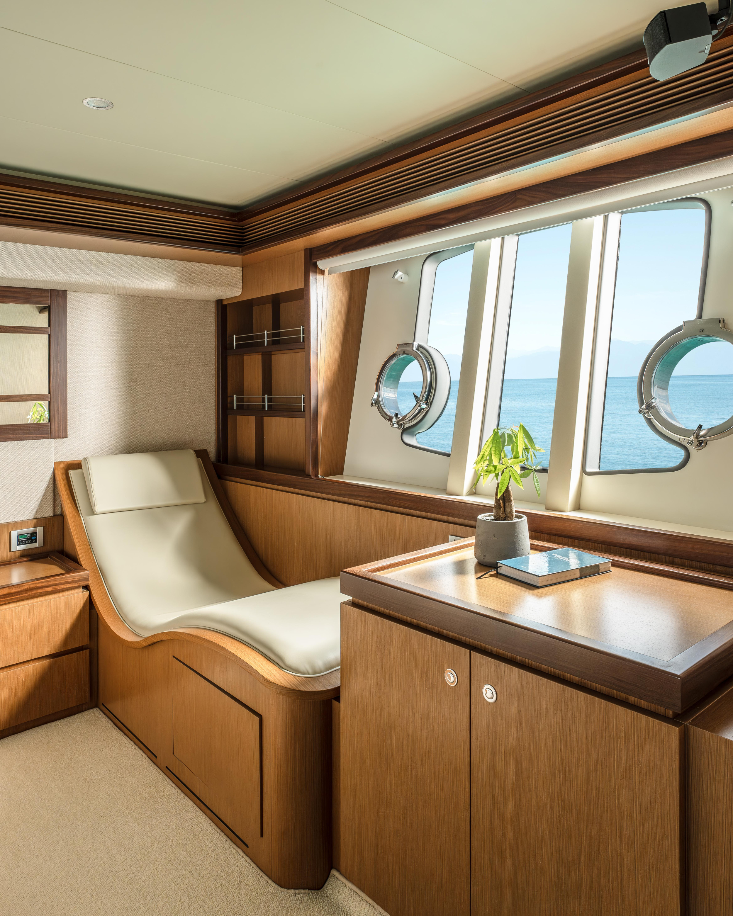 Ferretti 630 — photo 23