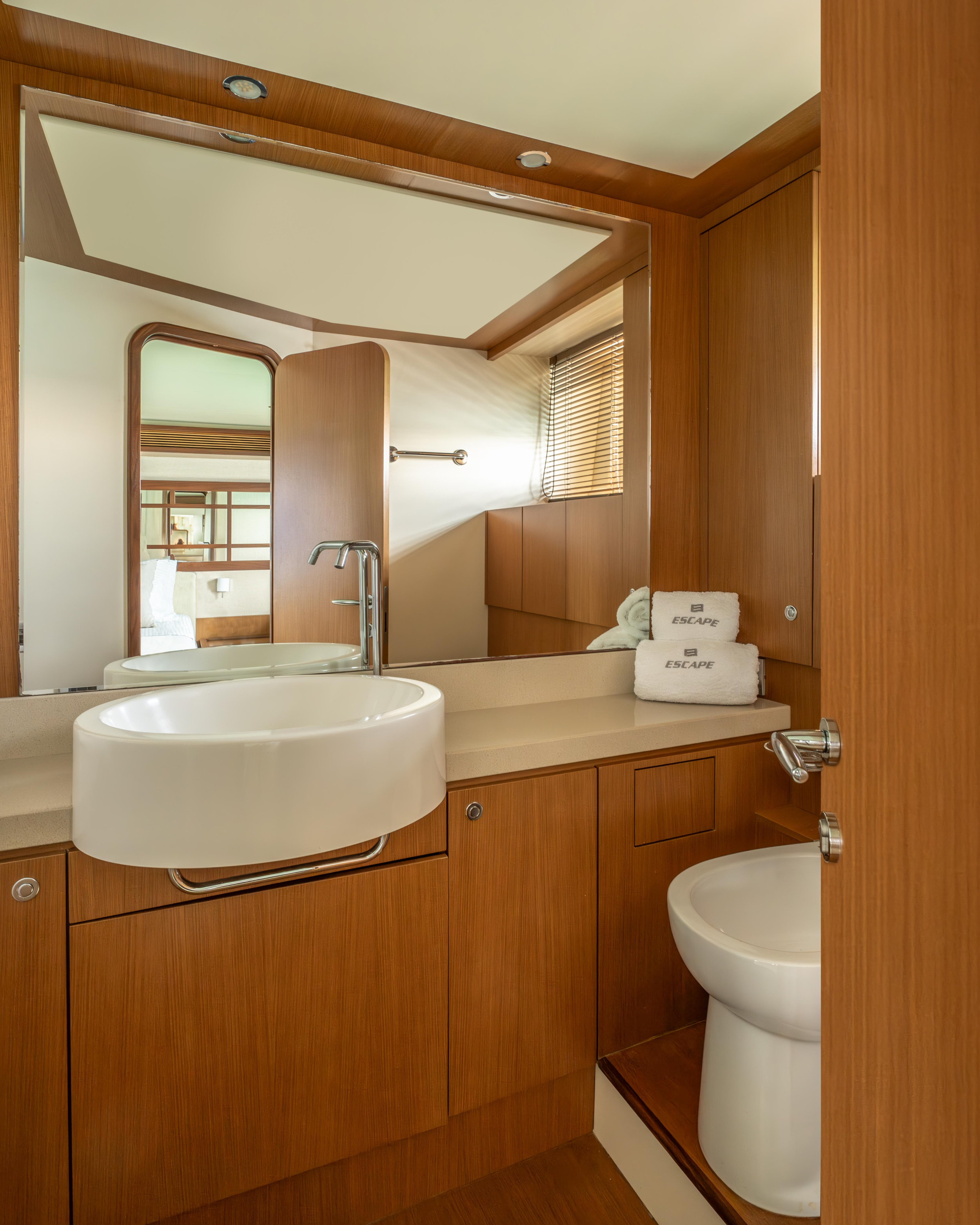 Ferretti 630 — photo 13