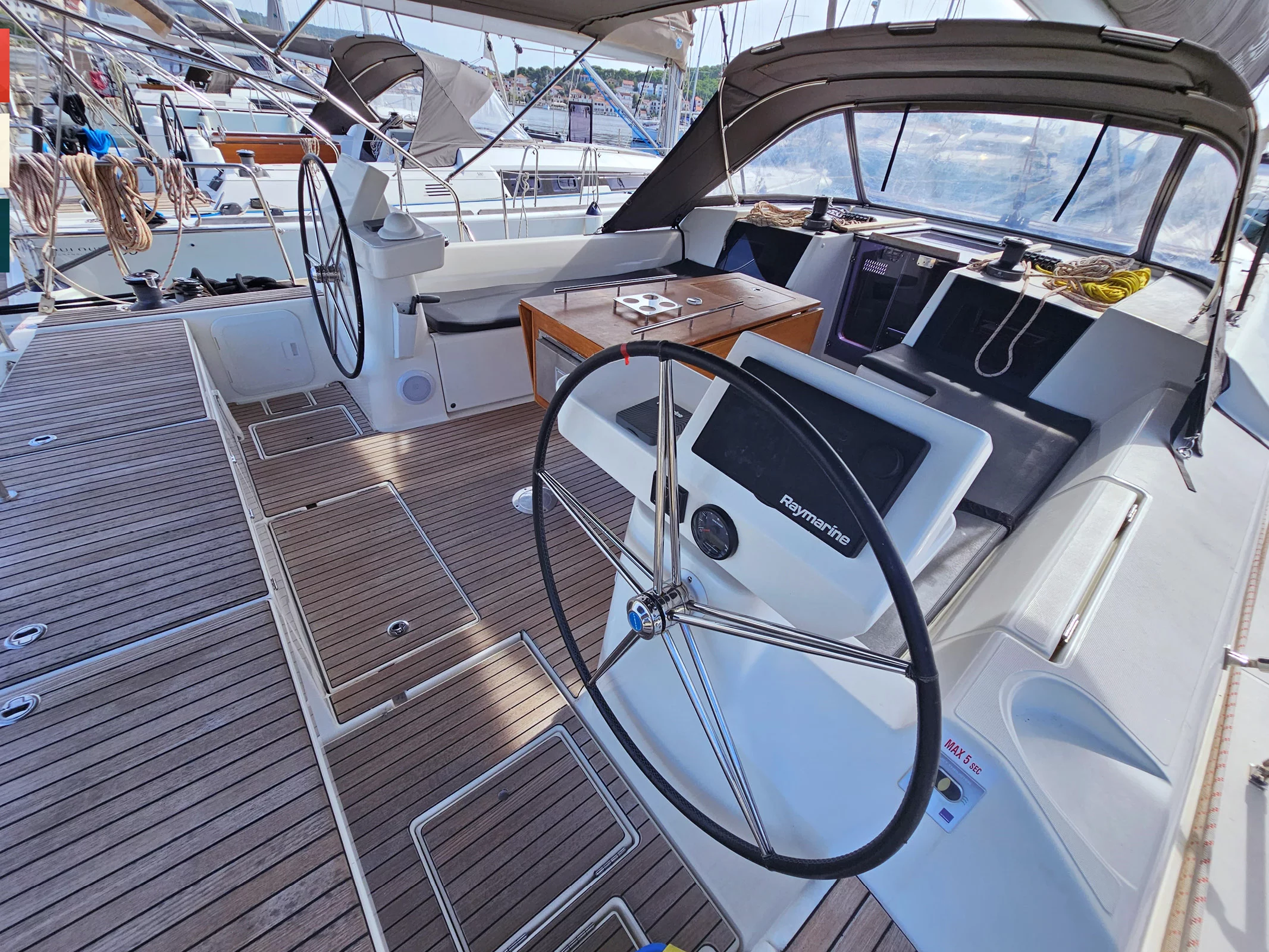 Dufour 520 Grand Large (Maverick)  - 24