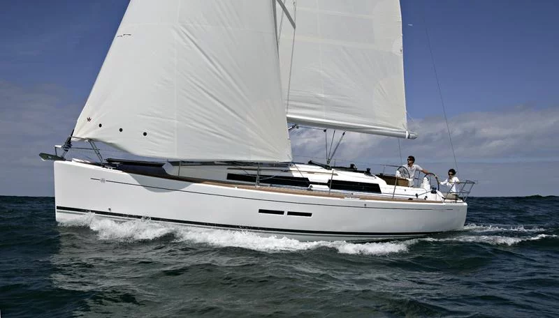 Dufour 375 GL (China girl)  - 4